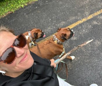 Nacho Lady walking dogs